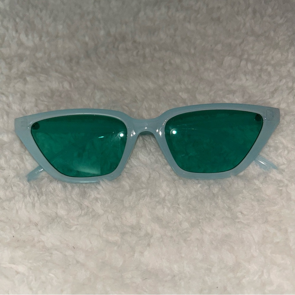 Amazon Women’s Blue & Green Sunglasses New
